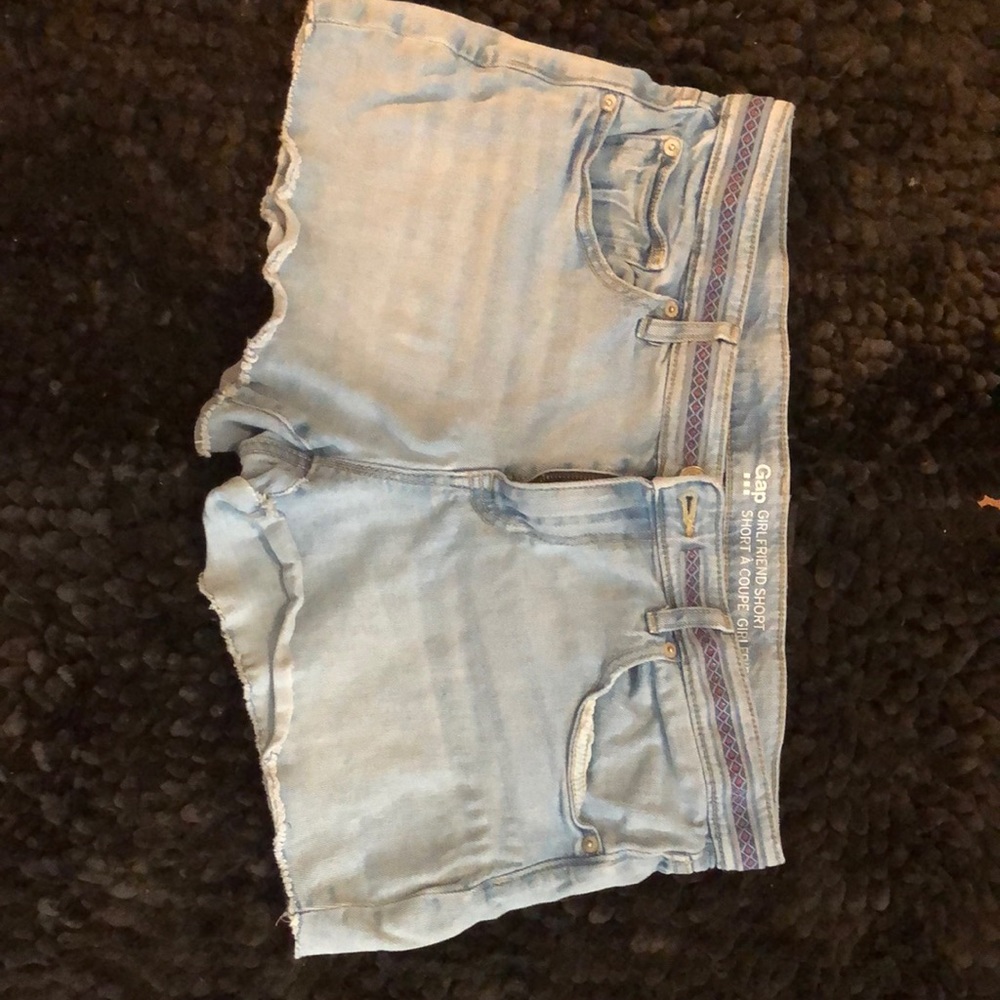 Gap cut off shorts